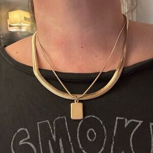 Elegant Gold Necklace Set